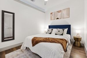 Alquiler Vacacional - Peaceful Hideaway W/ Pool, Gym & Free parking