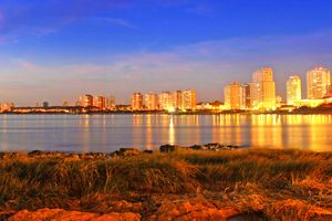 Vuelo - Vuelos a Punta del Este