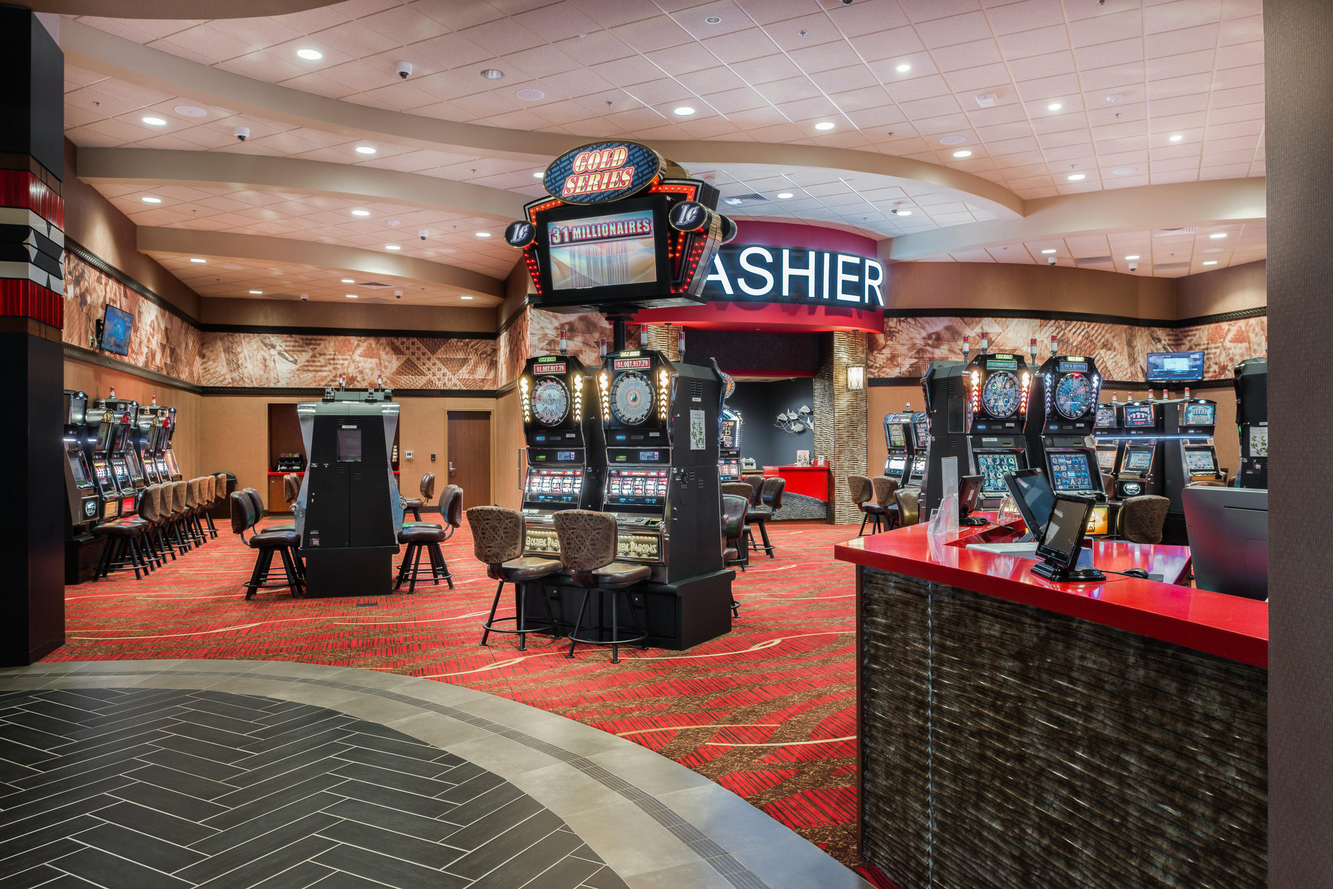 Vista Lobby Holiday Inn Express Klamath - Redwood Ntl Pk Area