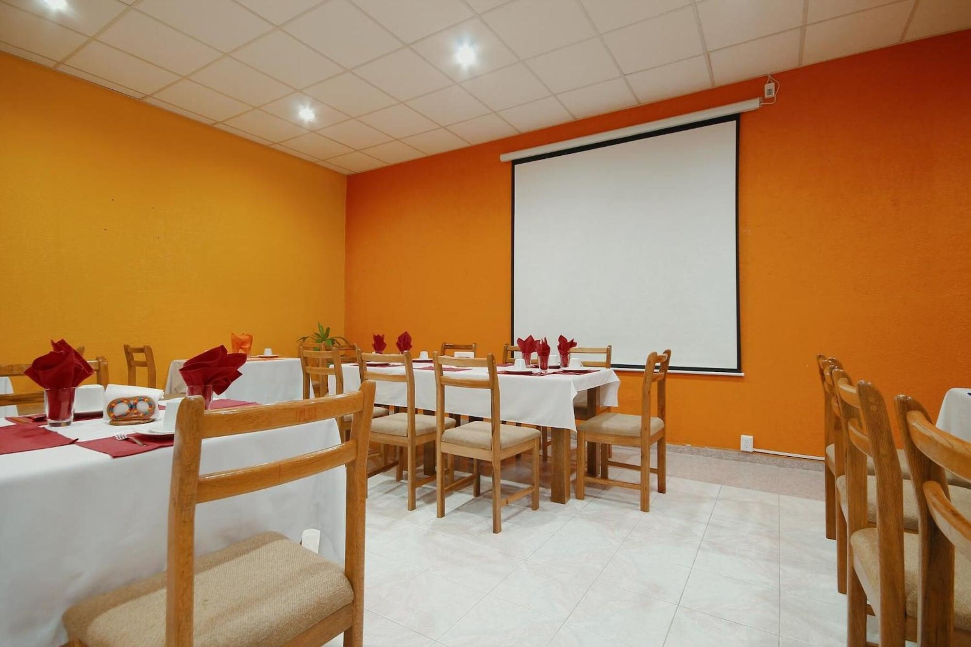 Sala de Reuniones Hotel El Conquistador Monarca