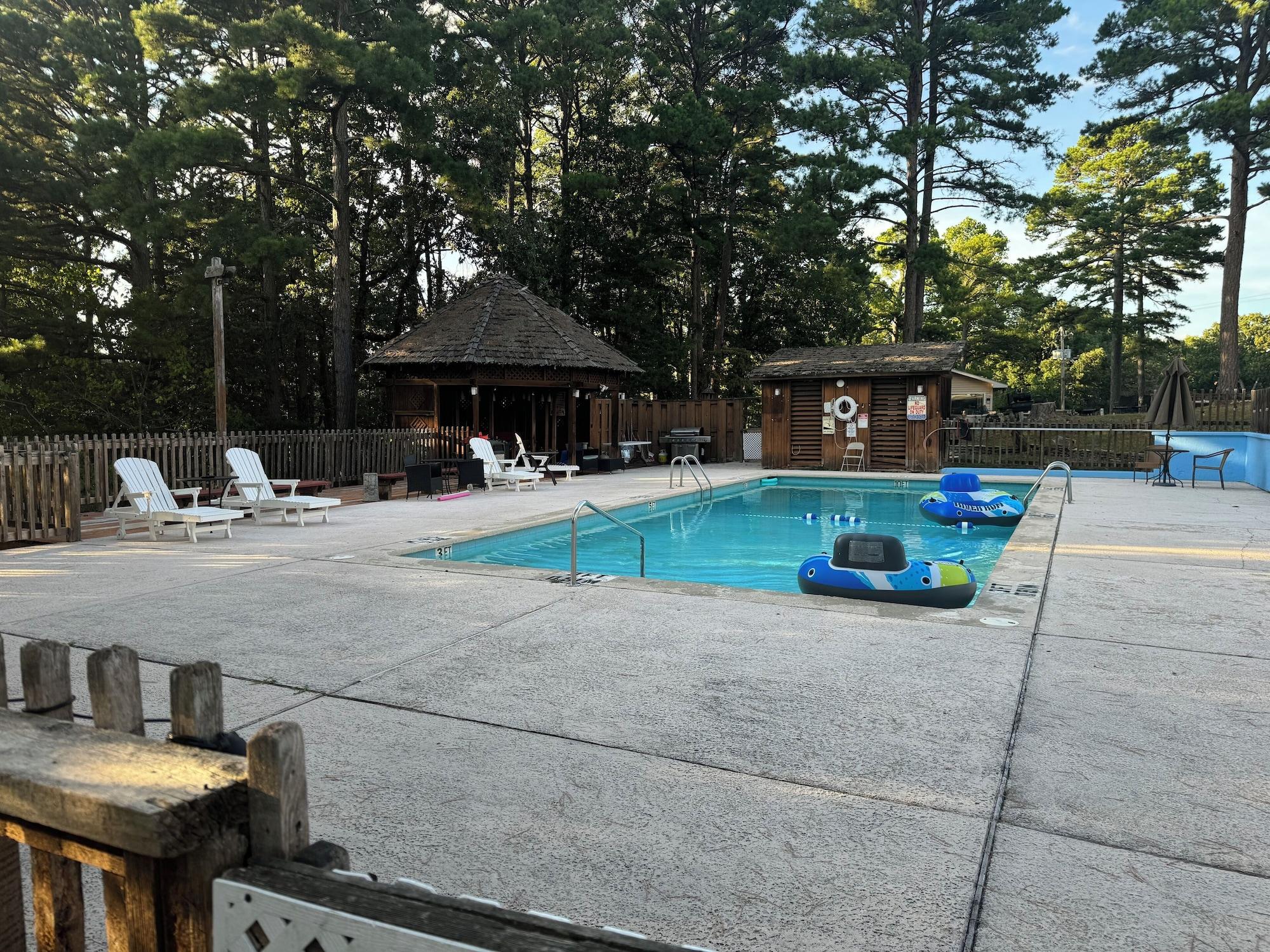 Vista Piscina Eureka Springs Heritage Motel