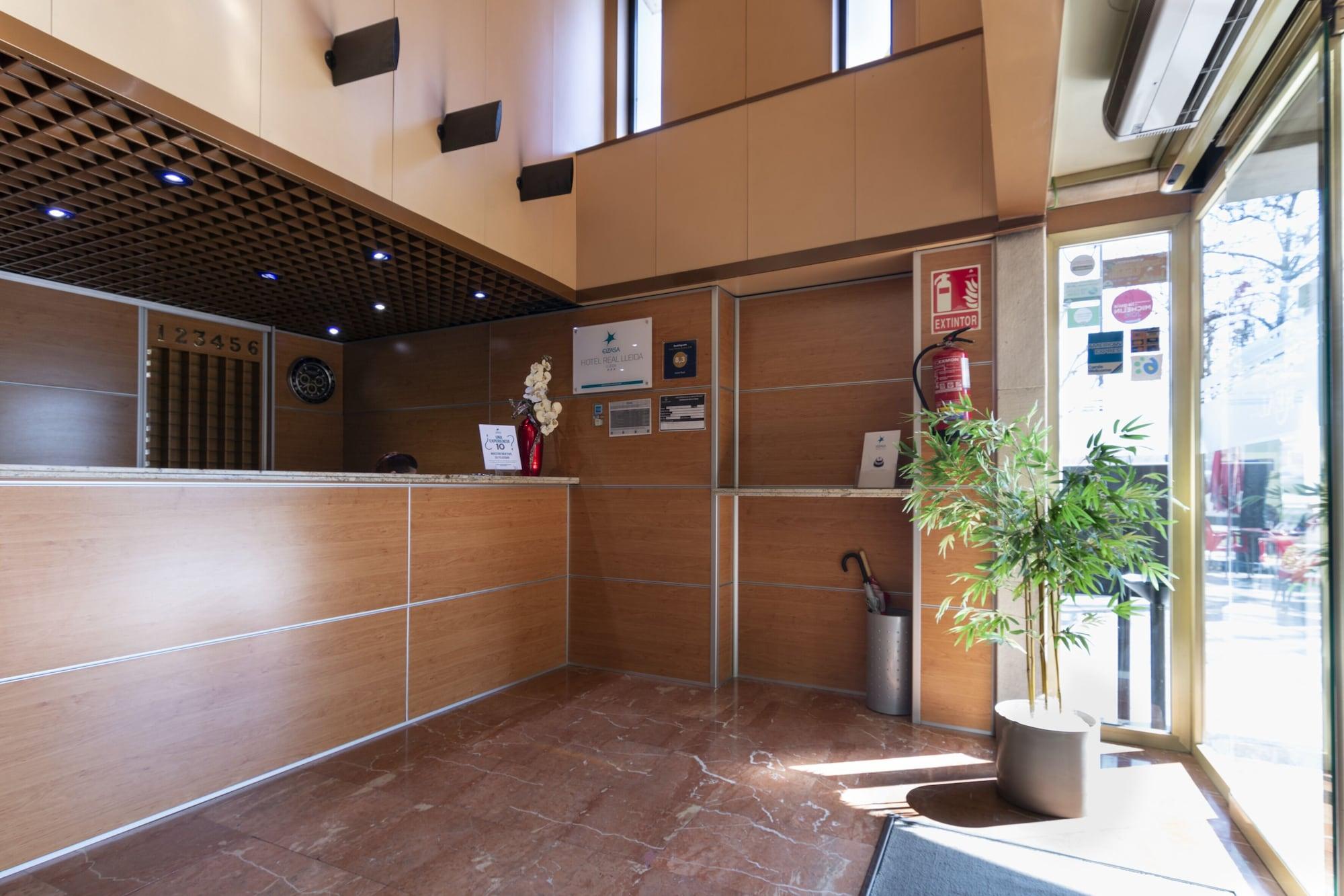Vista Lobby Hotel Real Lleida
