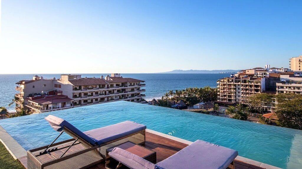 Vista Piscina Condominios 206NL