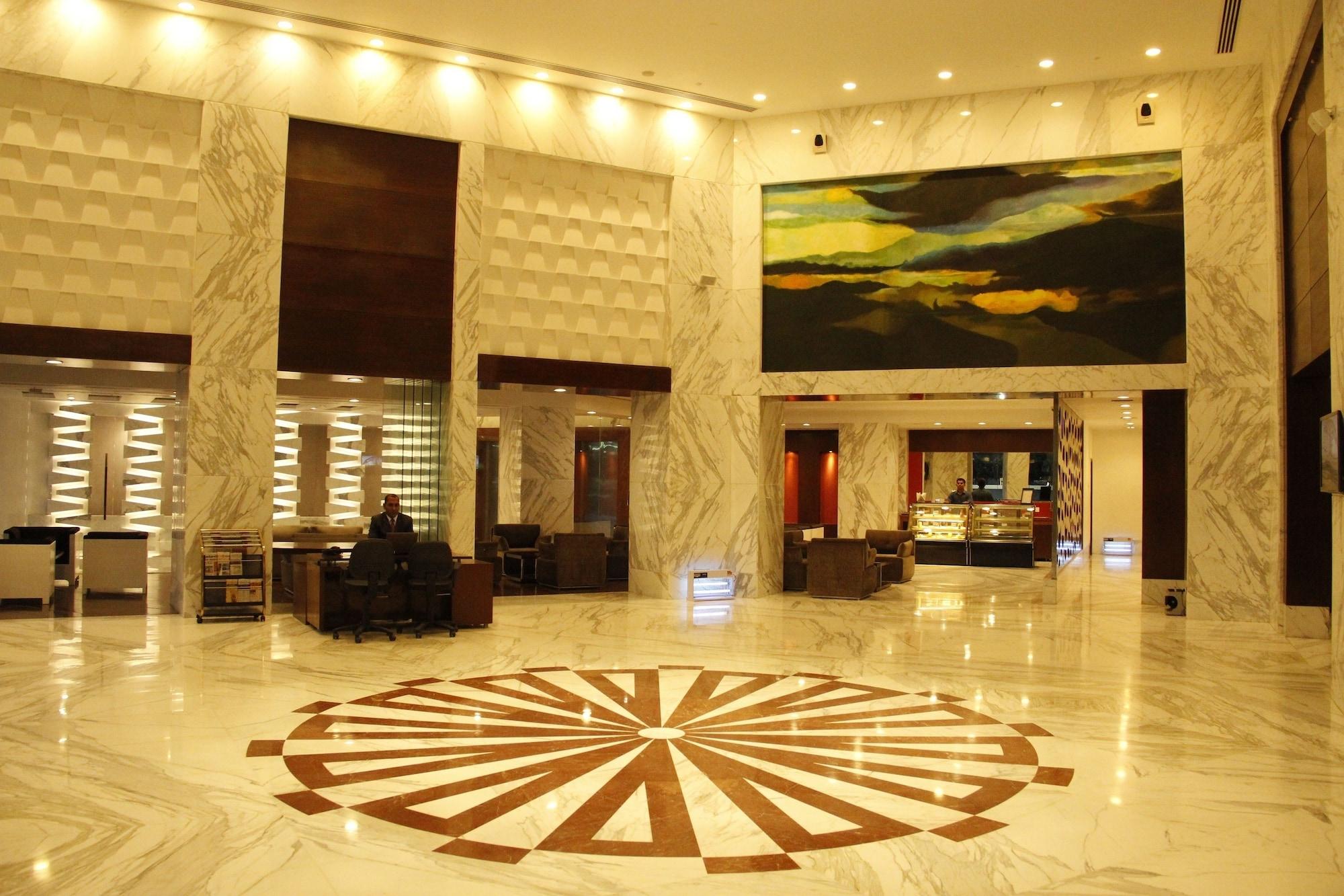 Vista Lobby Country Inn & Suites by Radisson, Bathinda