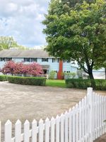 Alojamiento - Churchill Pointe Inn