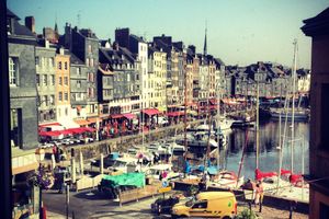 Alquiler Vacacional - Centrally located, refurbished modern flat with views over the historic port