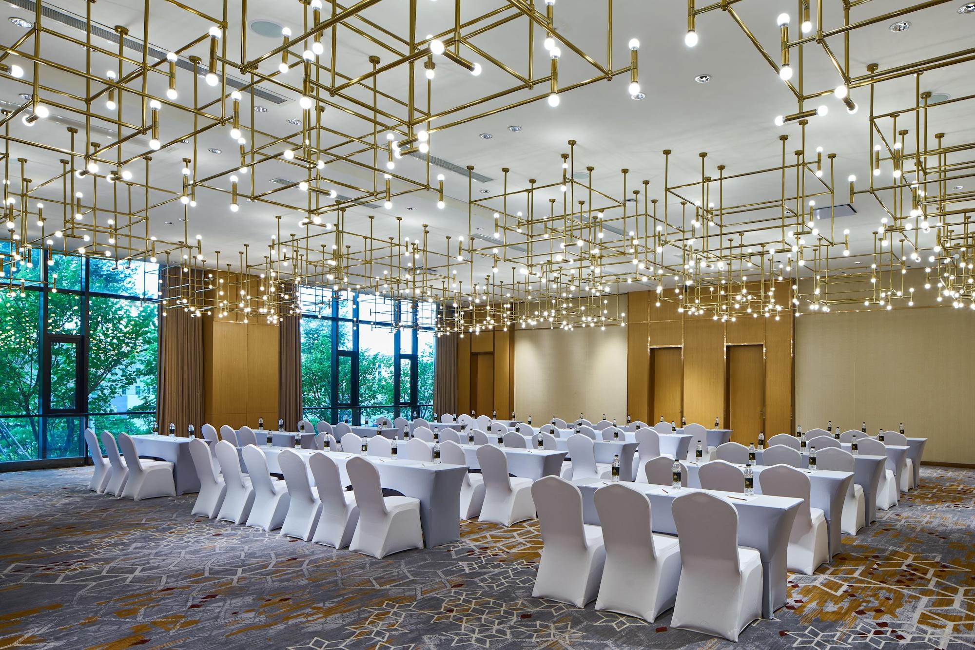 Sala de Reuniones Days Hotel by Wyndham Haikou Meilan Airport