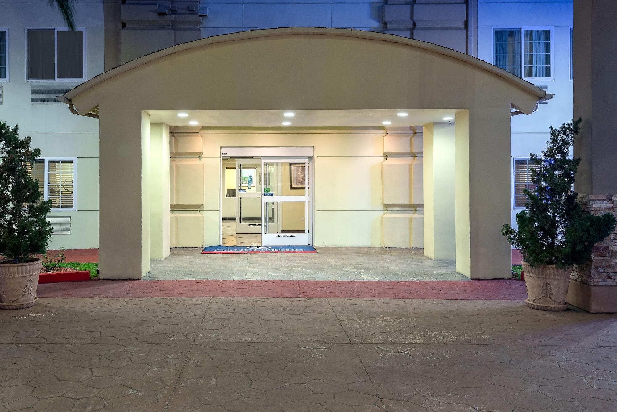 Vista Exterior Candlewood Suites LAX Hawthorne by IHG