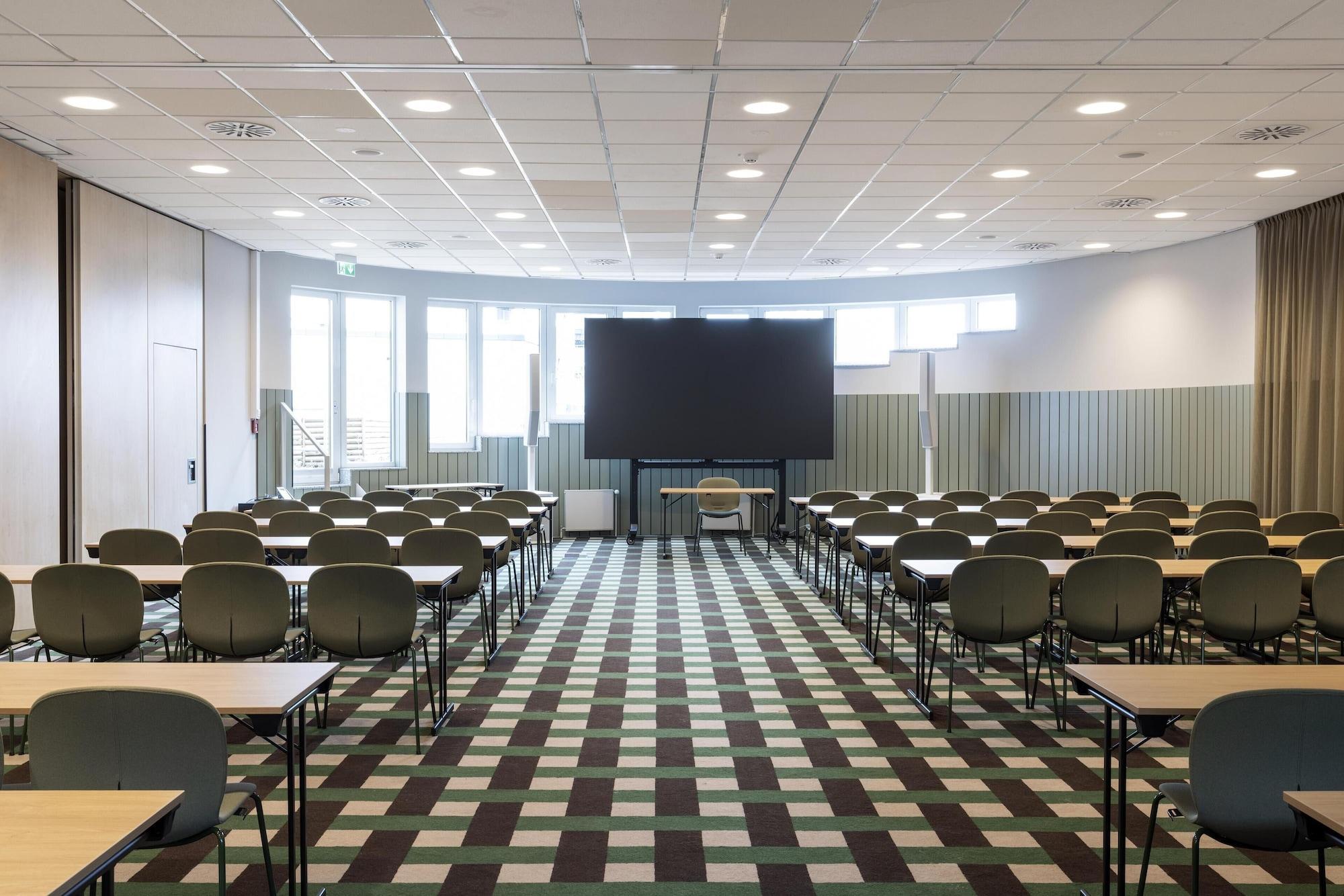 Sala de Reuniones Scandic Stuttgart Europaviertel (Neueröffnung/Reopening)