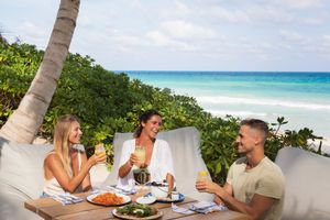 Alojamiento - La Zebra Hotel