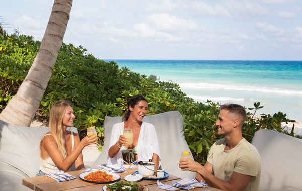 La Zebra Hotel - Hoteles cerca de Parque Xcaret, México en Playa del Carmen