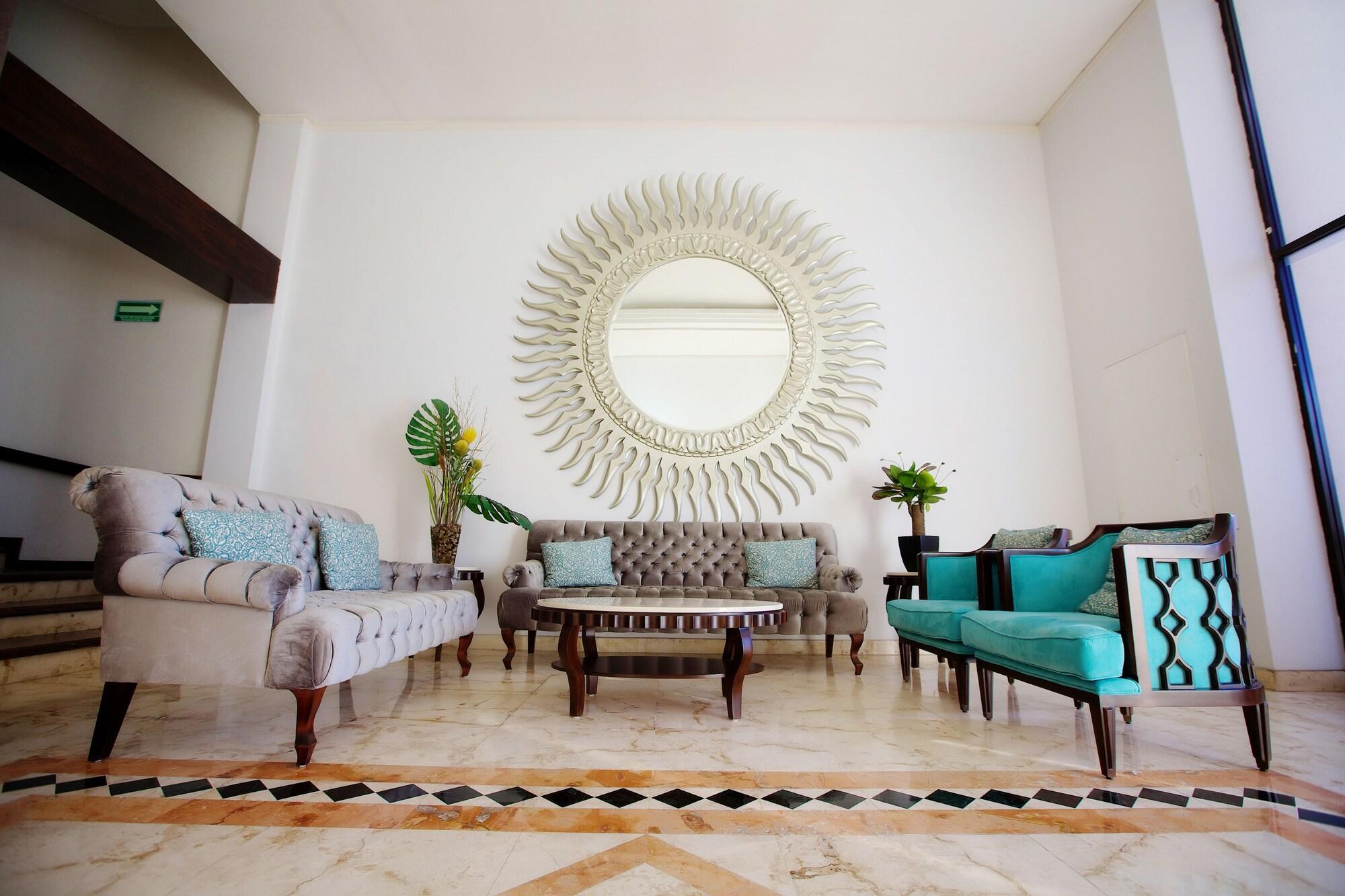 Vista Lobby Continental Caribe Bay
