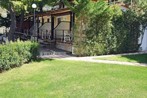 Alquiler Vacacional - Chrissa Camping Rooms & Bungalows