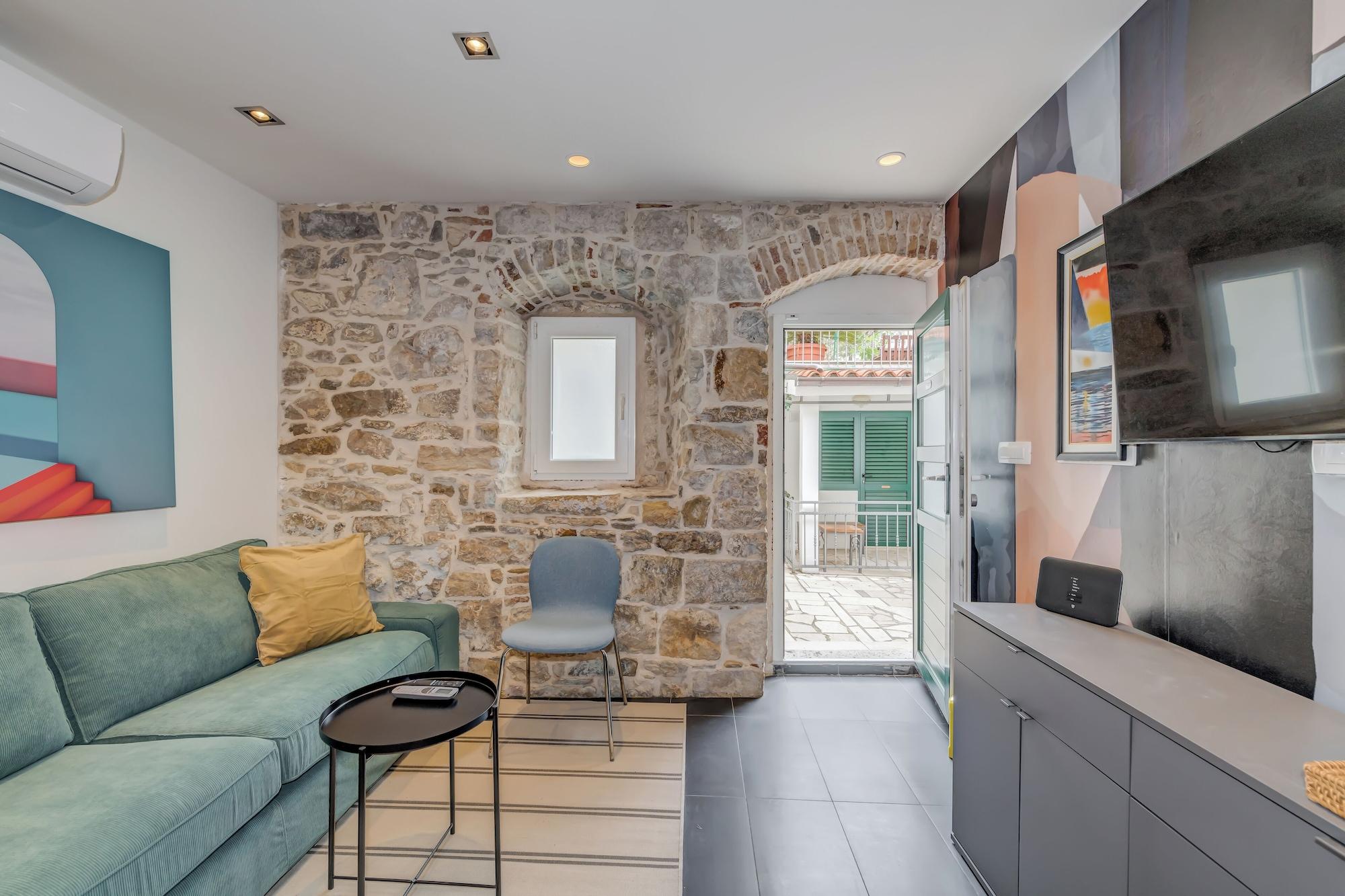 Comodidades del Alojamiento Versi & Note Luxury Rooms