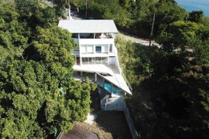 Alquiler Vacacional - House on land with ocean, whales and turtle beaches kayaks and sailboat option