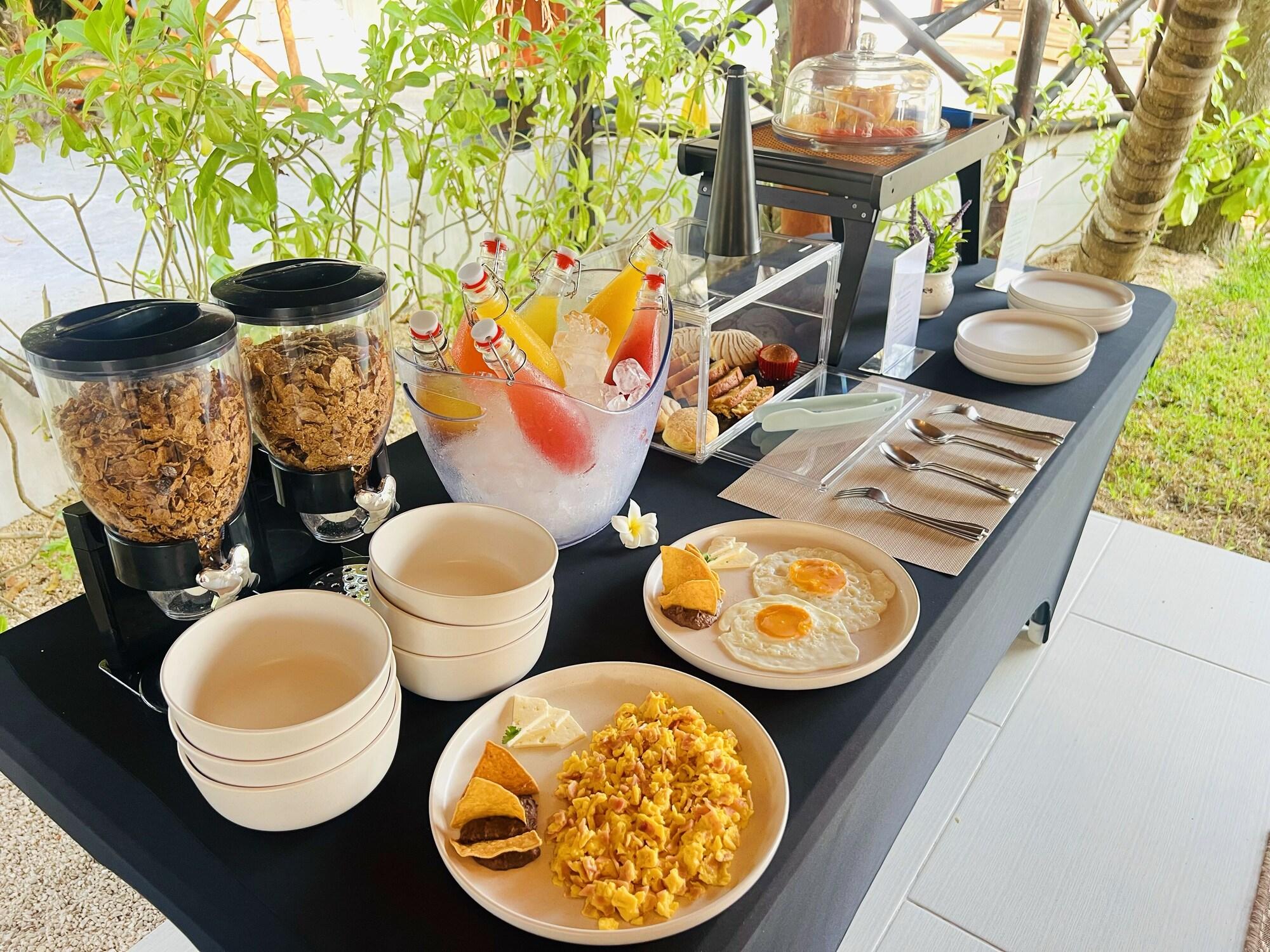 Restaurant Azulea Bacalar Hotel & Spa - Lagoon Front