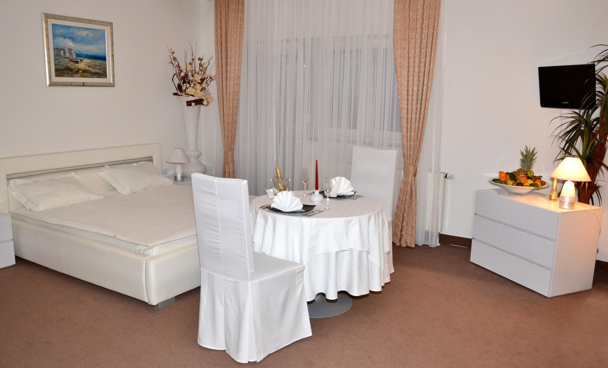 Vista Lobby Rooms Elez