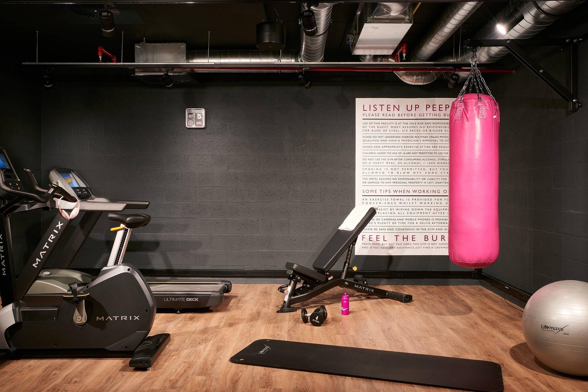 Gimnasio Moxy Brussels City Center