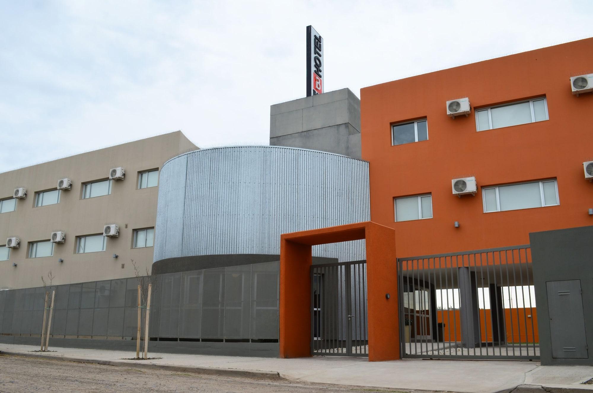 Varios Hotel Bait