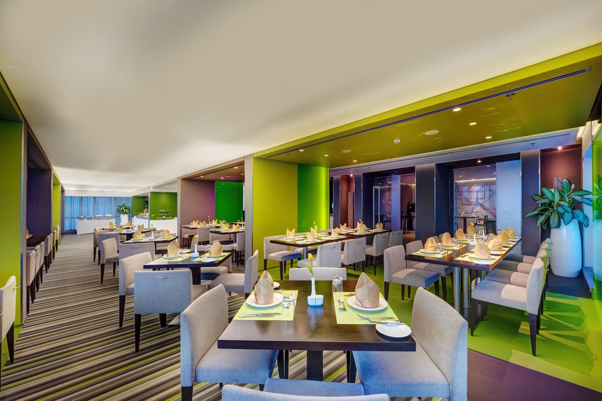Restaurant Hotel 72 Sharjah