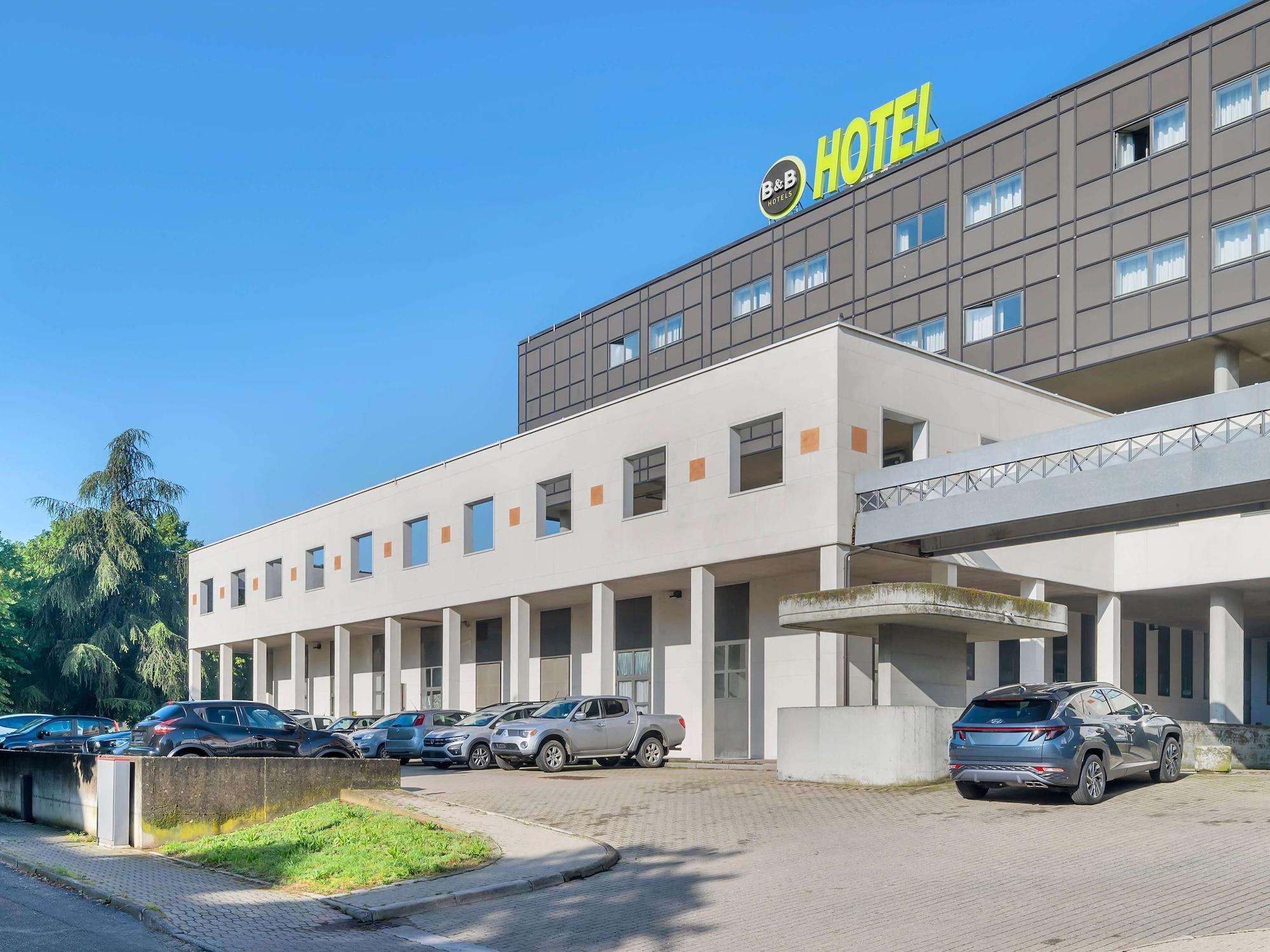 Vista Exterior B&B Hotel Cremona