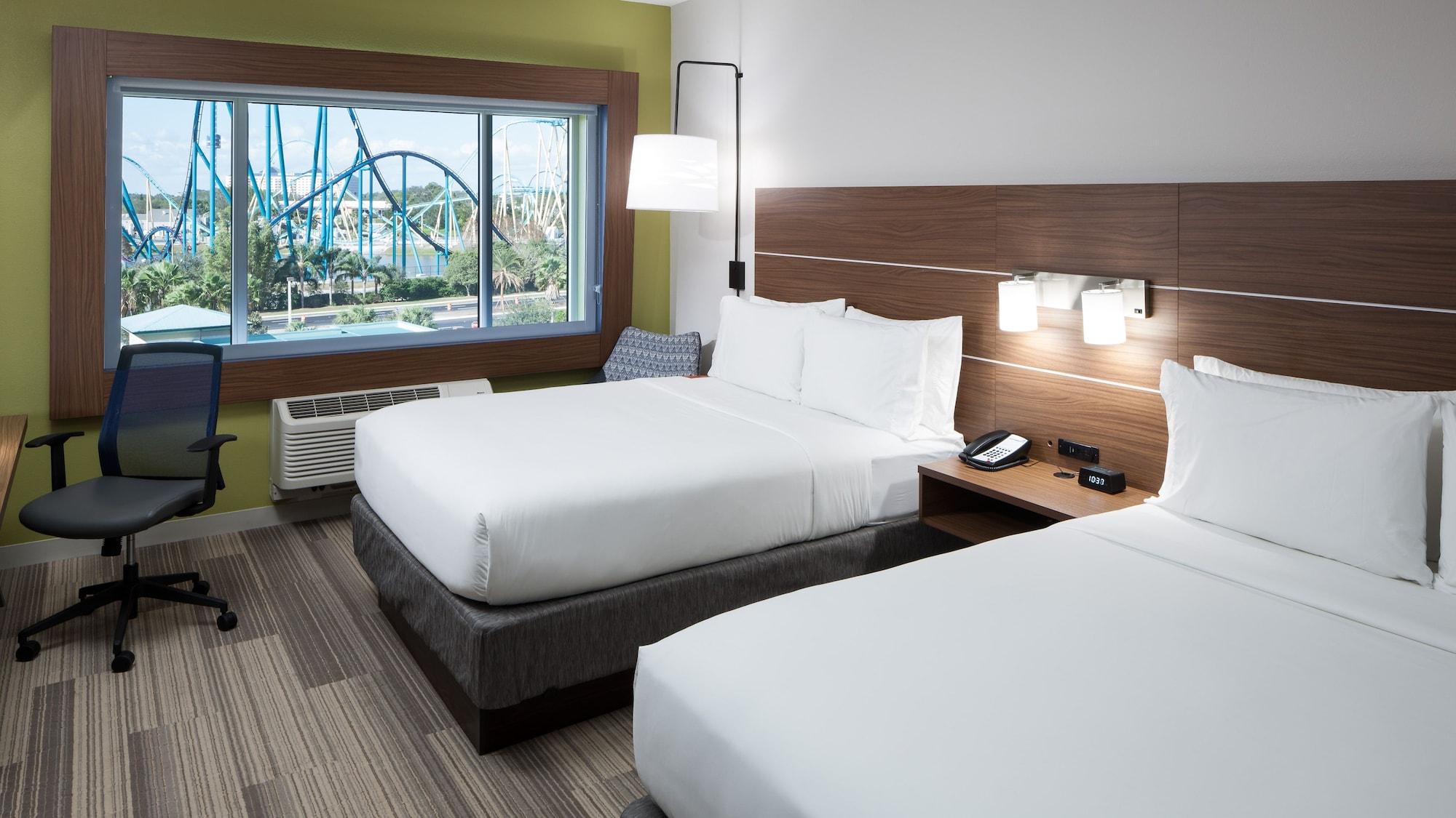 Habitación Holiday Inn Express & Suites Orlando at SeaWorld by IHG