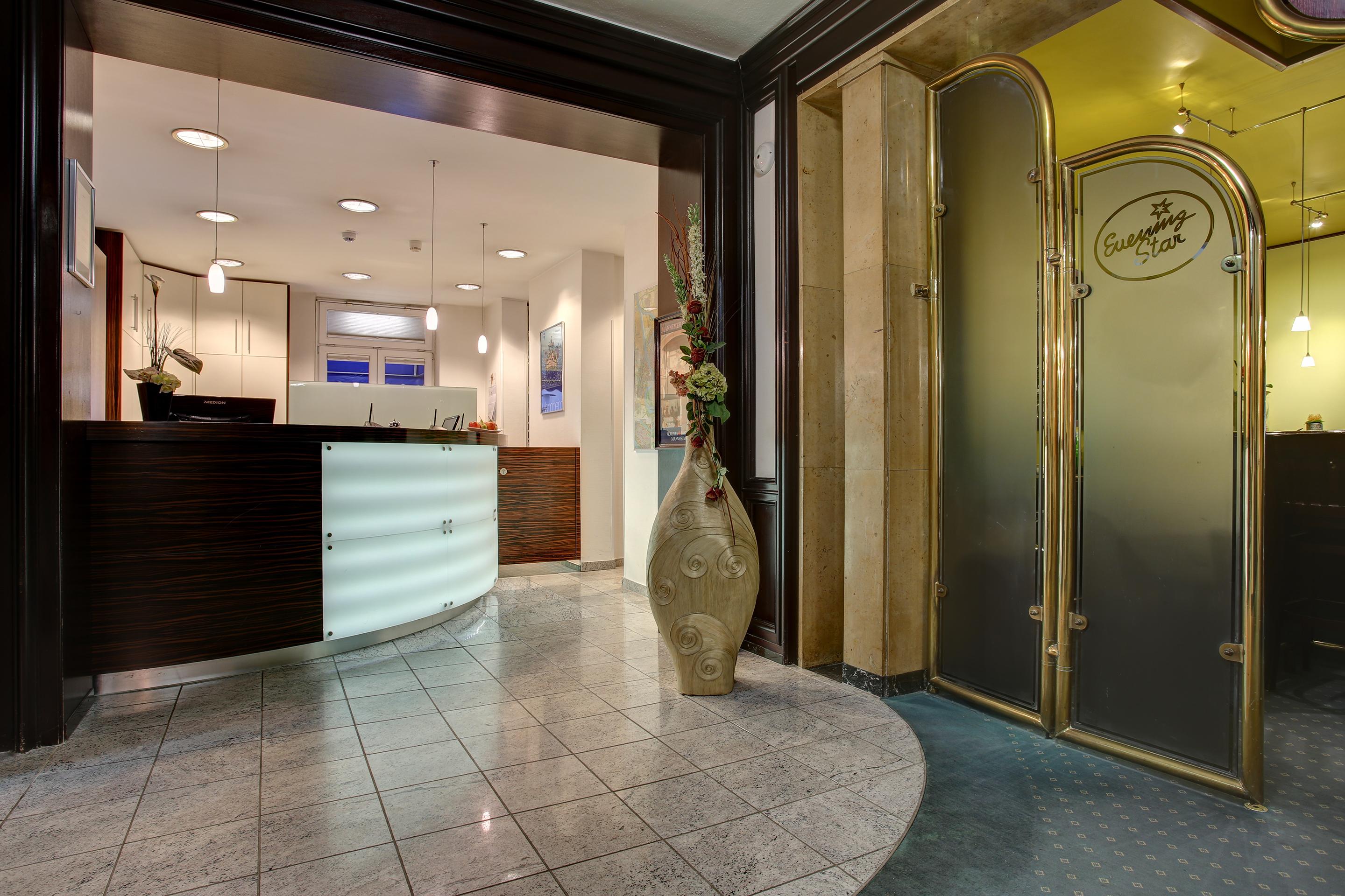 Vista Lobby Hotel Tante Alma Mannheim