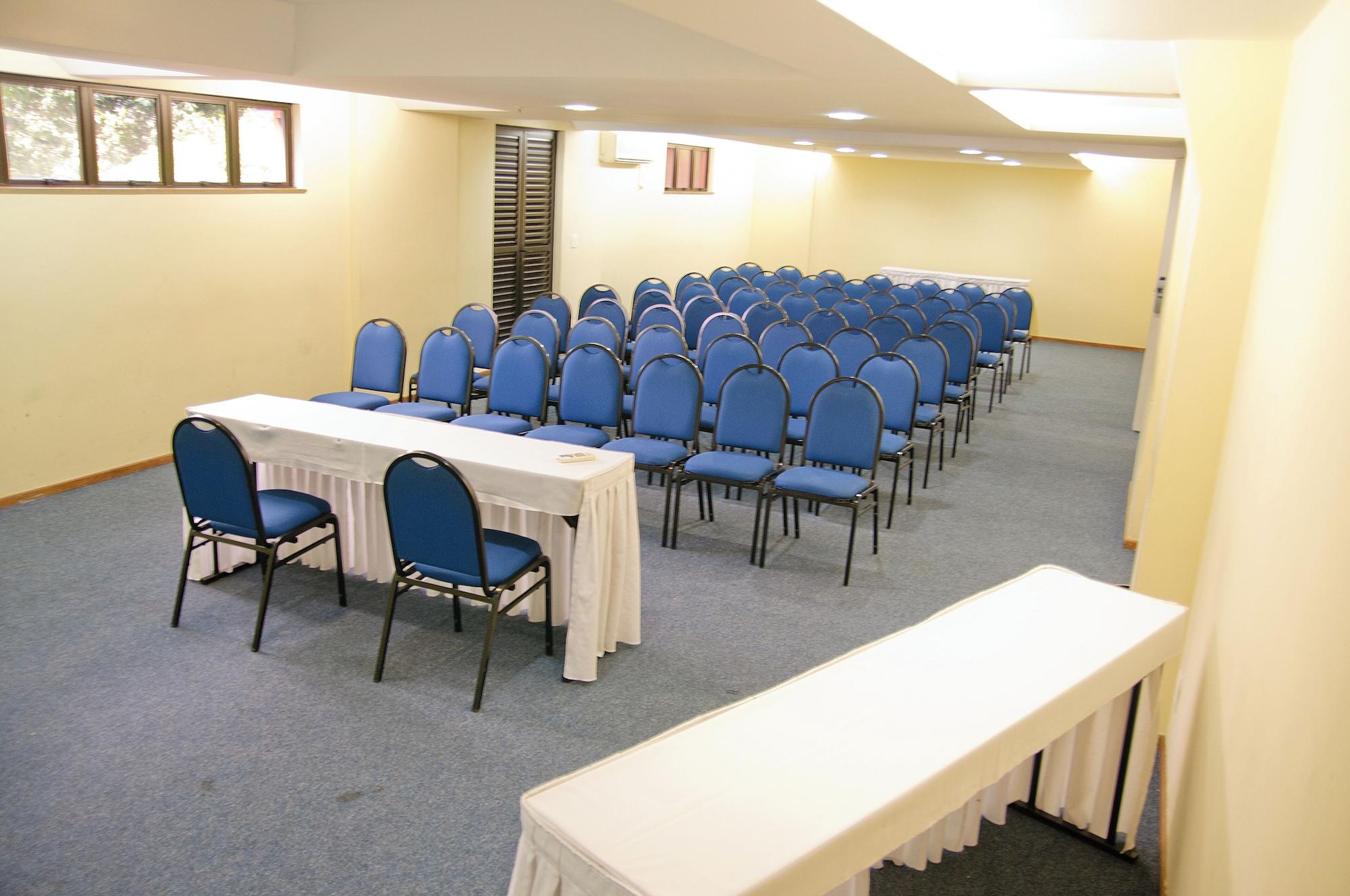Sala de Reuniones Mont Blanc Nova Iguaçu