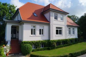 Alquiler Vacacional - Large family-friendly apartment in a stylish country villa (1923) m. garden