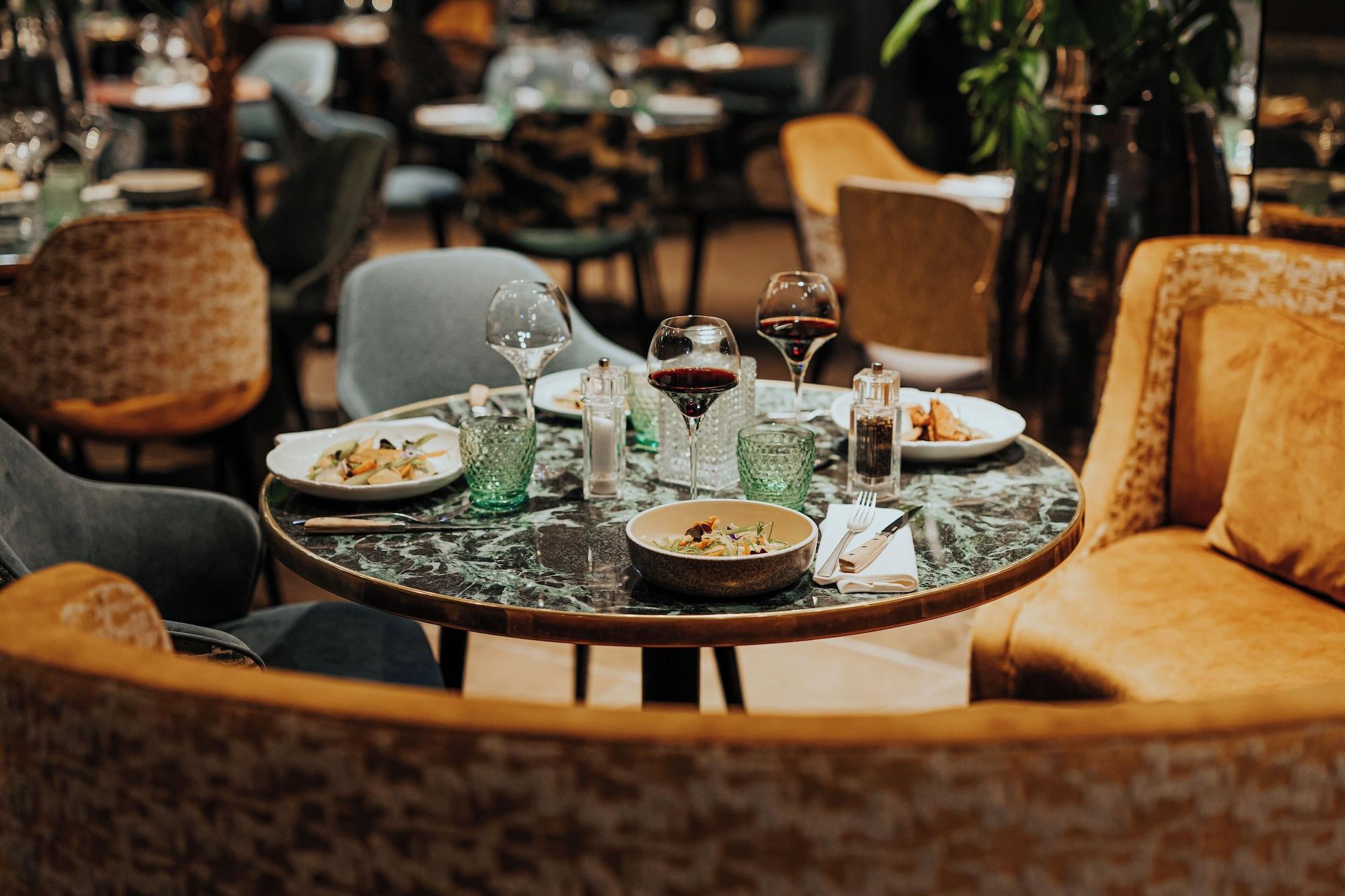 Restaurant Pullman Paris Tour Eiffel