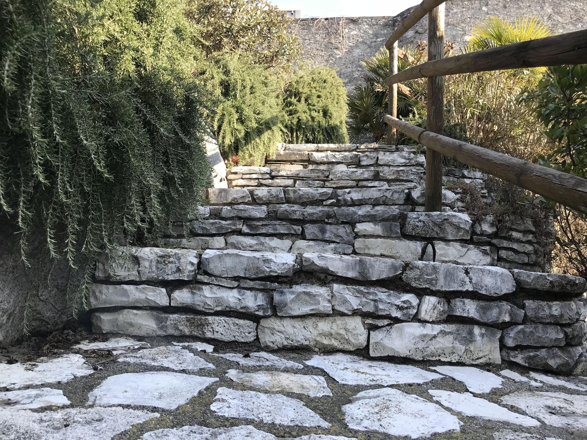Vista Exterior B&B Il Sasso Bianco
