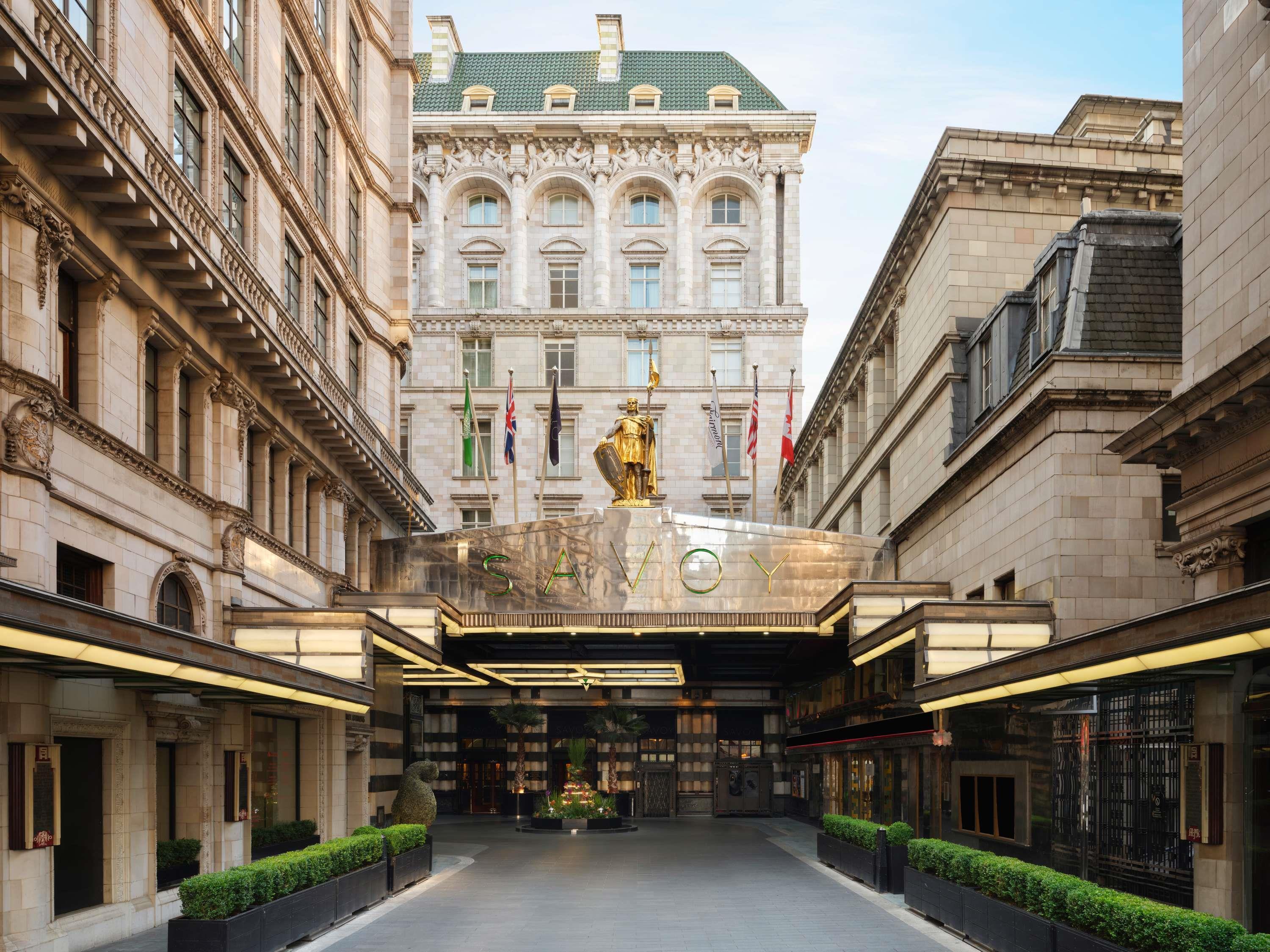 Vista Exterior The Savoy