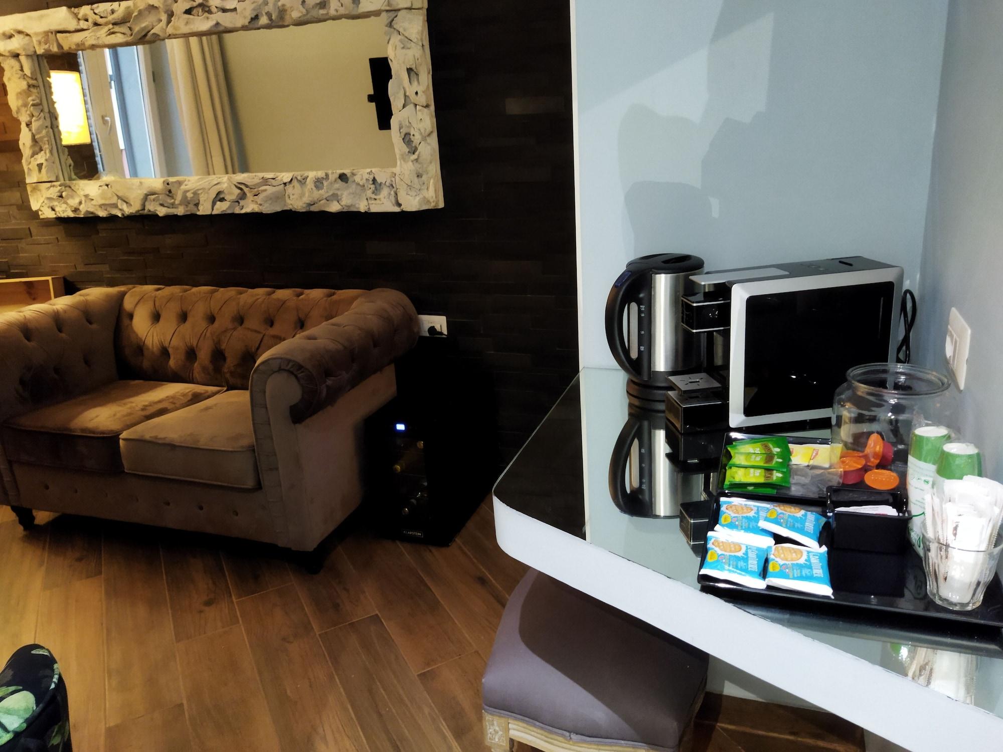 Bar/Salón Spagna Boutique