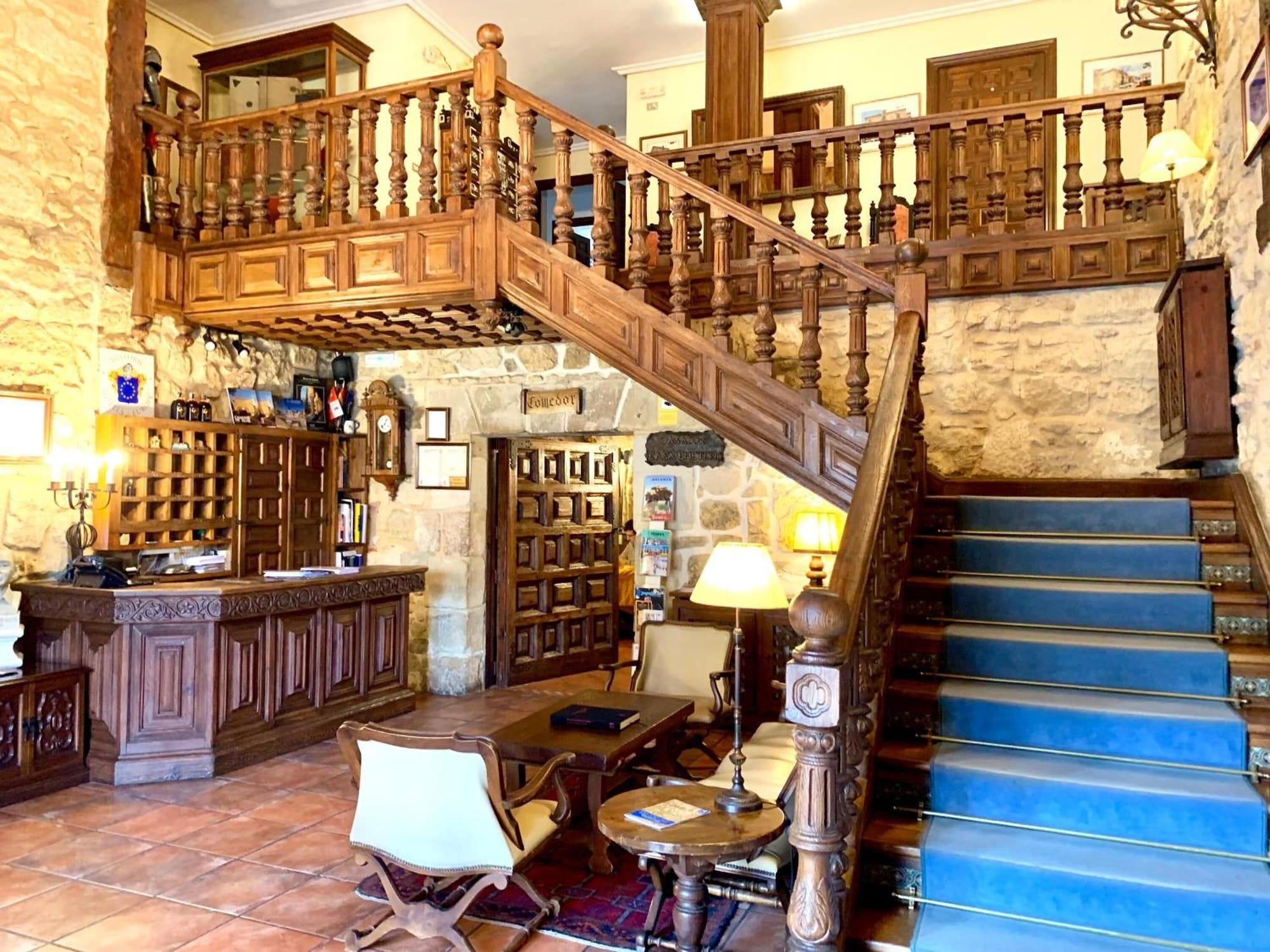 Vista Lobby Hotel Tres Coronas de Silos