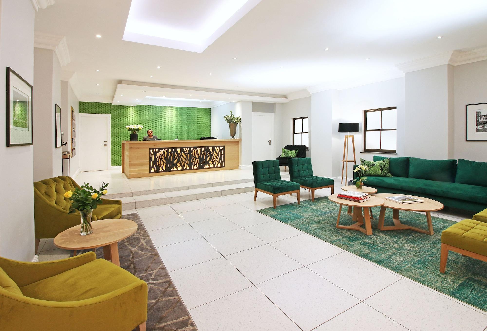 Vista Lobby Hollow on the Square City Hotel