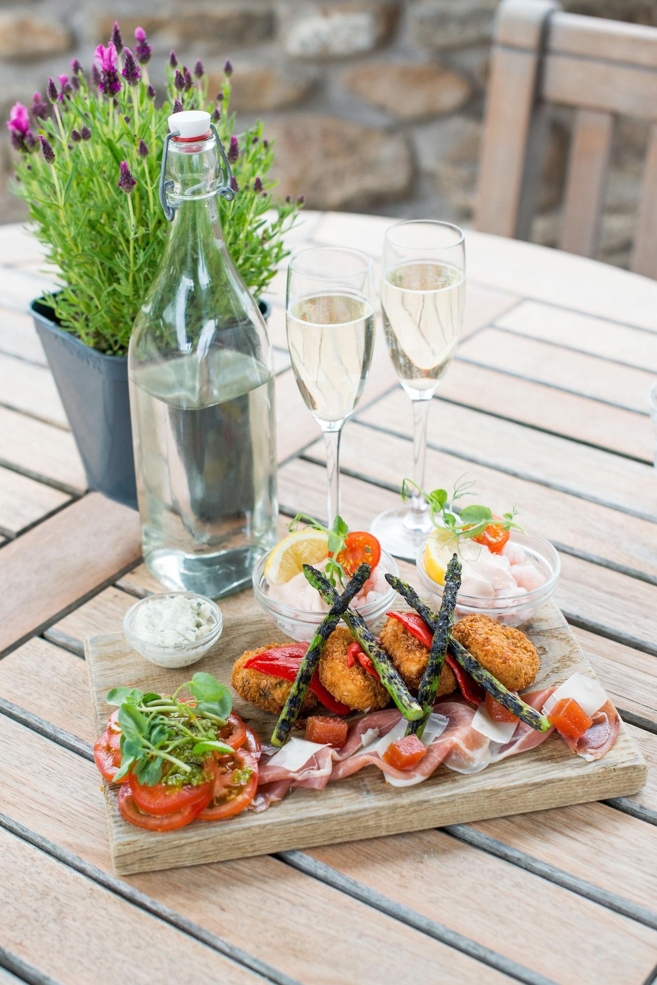 Vista Exterior Derby Arms