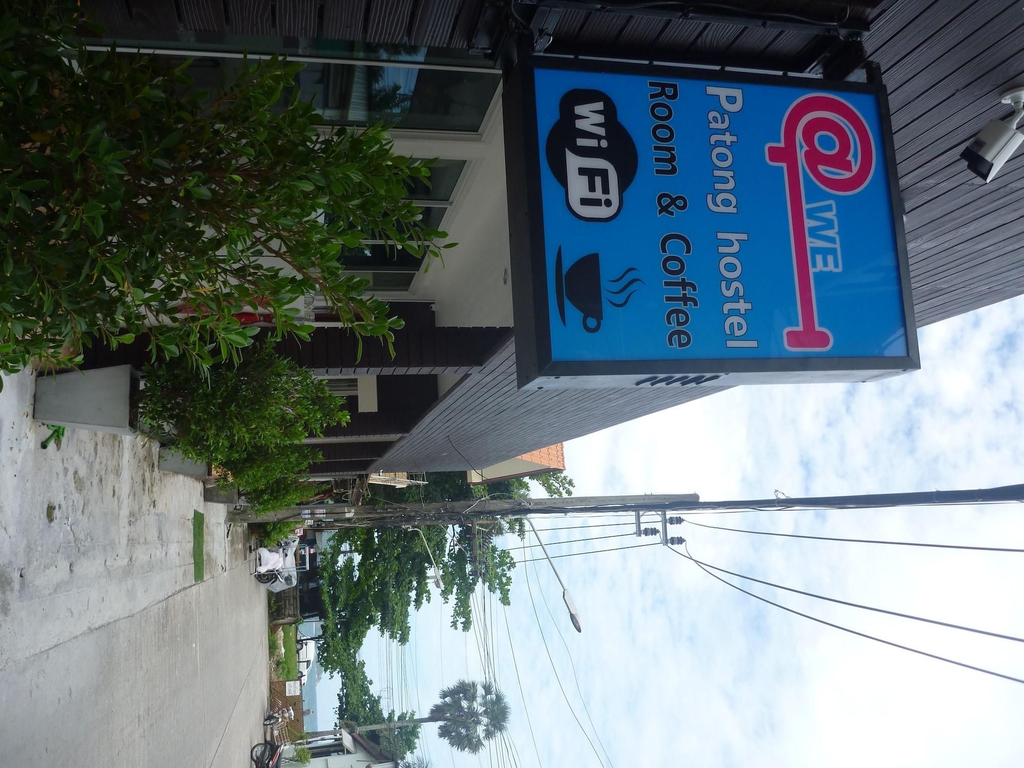 Vista Exterior At We Patong hostel