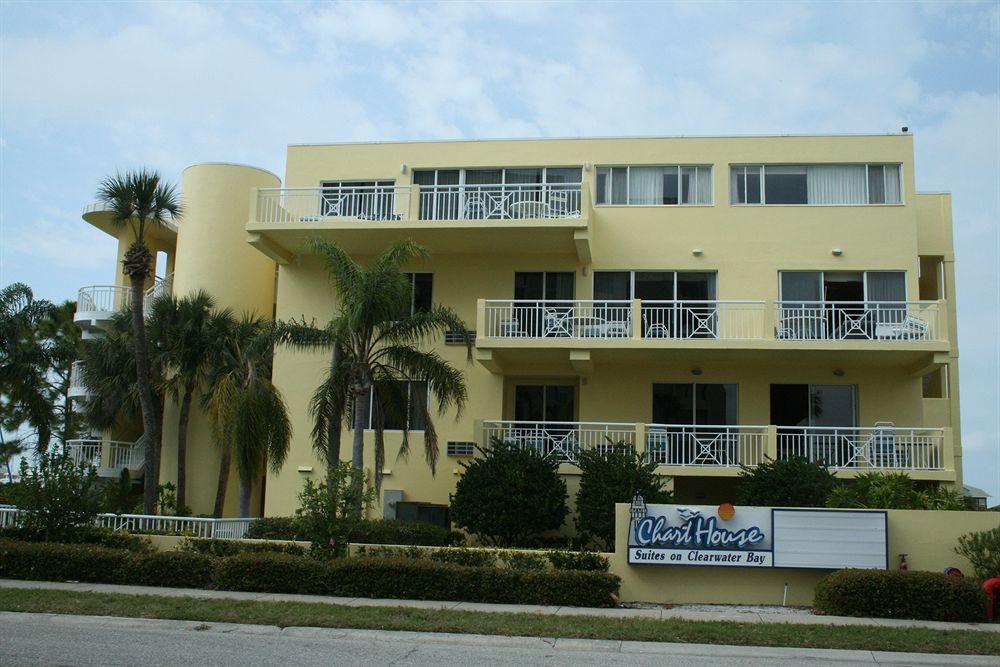 Vista Exterior Charthouse Hotel & Suites