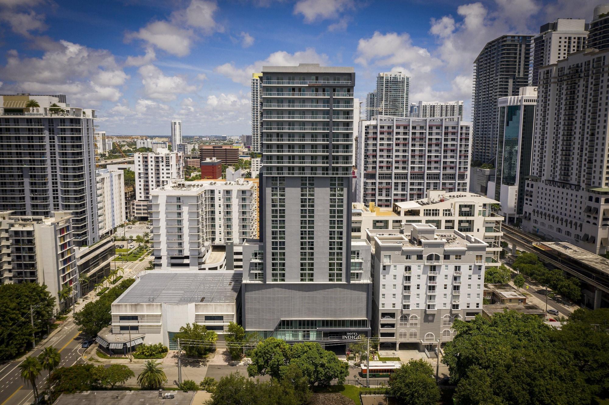 Vista Exterior Hotel Indigo Miami Brickell