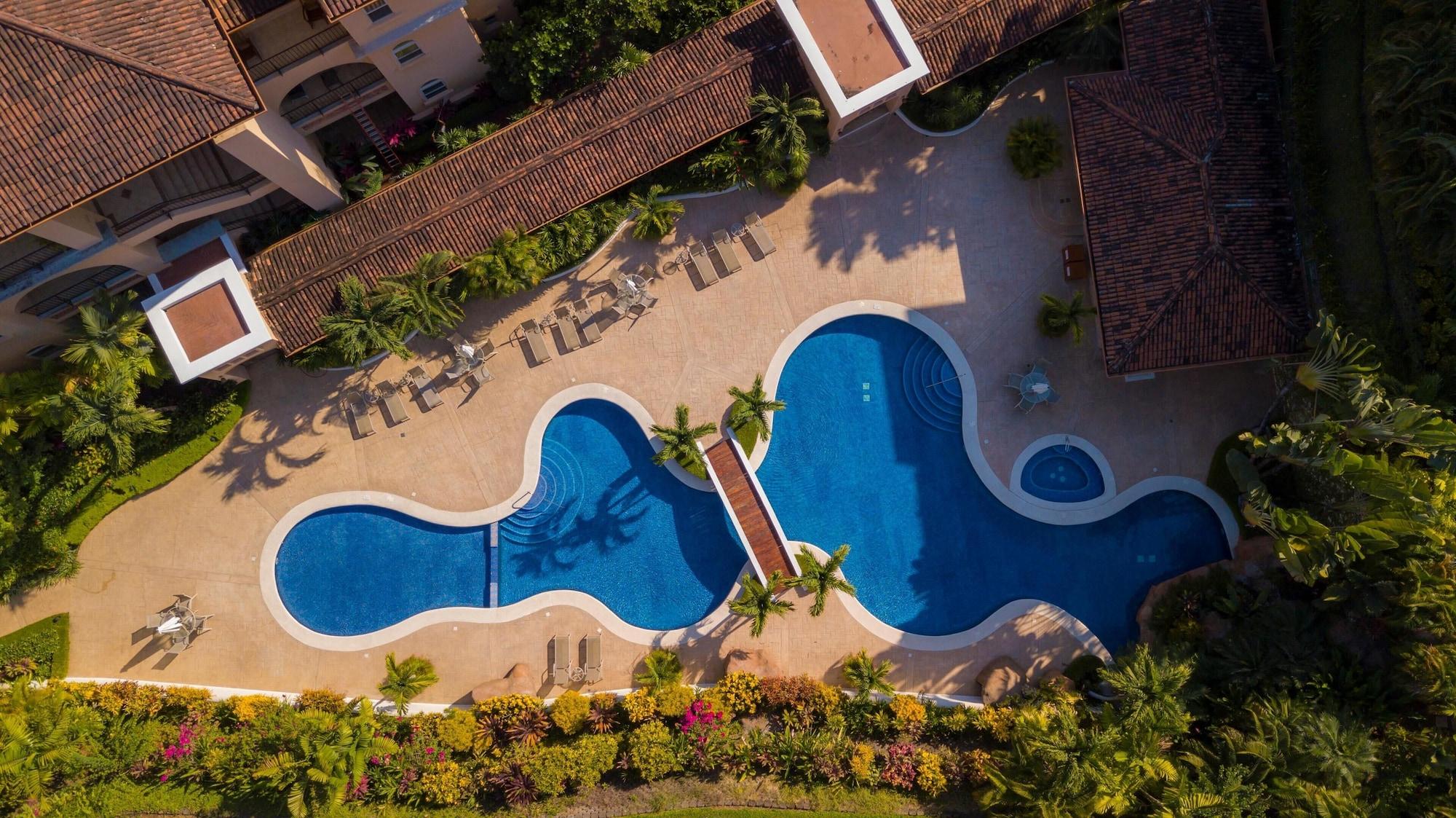 Vista Piscina Los Suenos Resort Bella Vista 2C