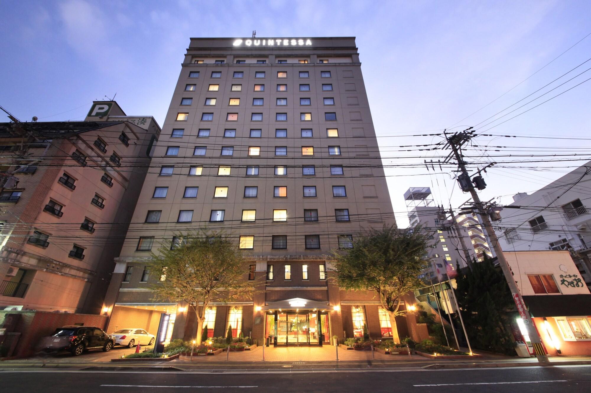 Varios Quintessa Hotel Sasebo