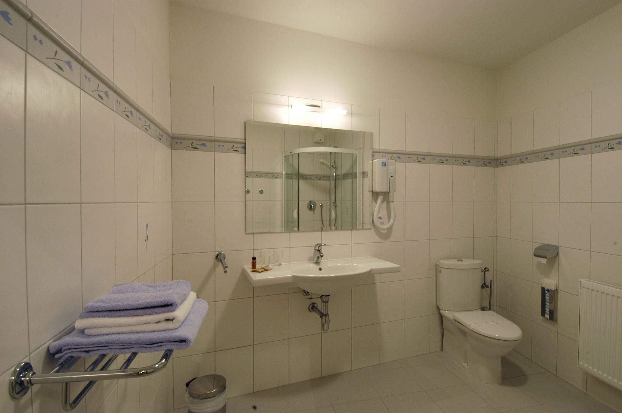 Equipamiento de Habitación Pension Krivá