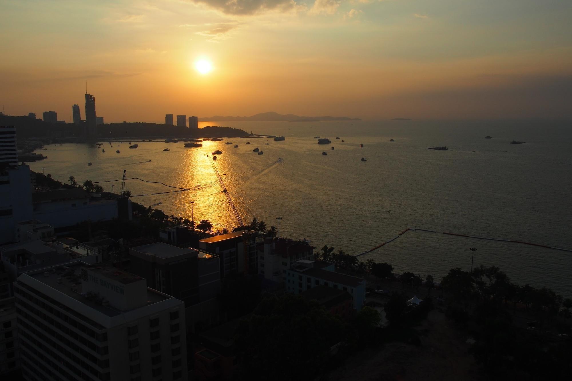 Playa Viewtalay6 by Pat 42