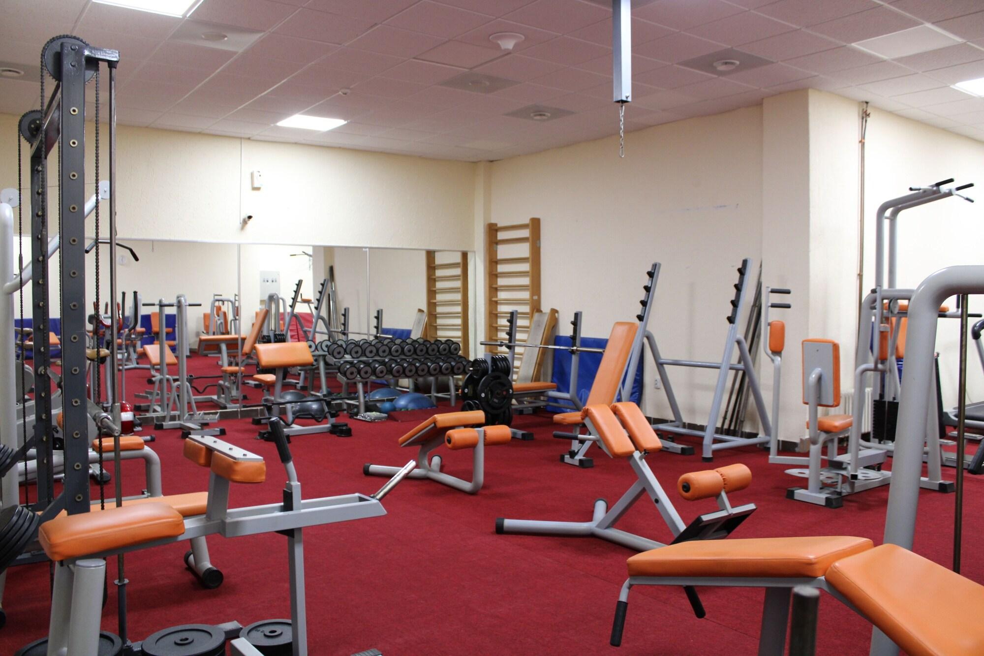 Gimnasio Hotel Junior
