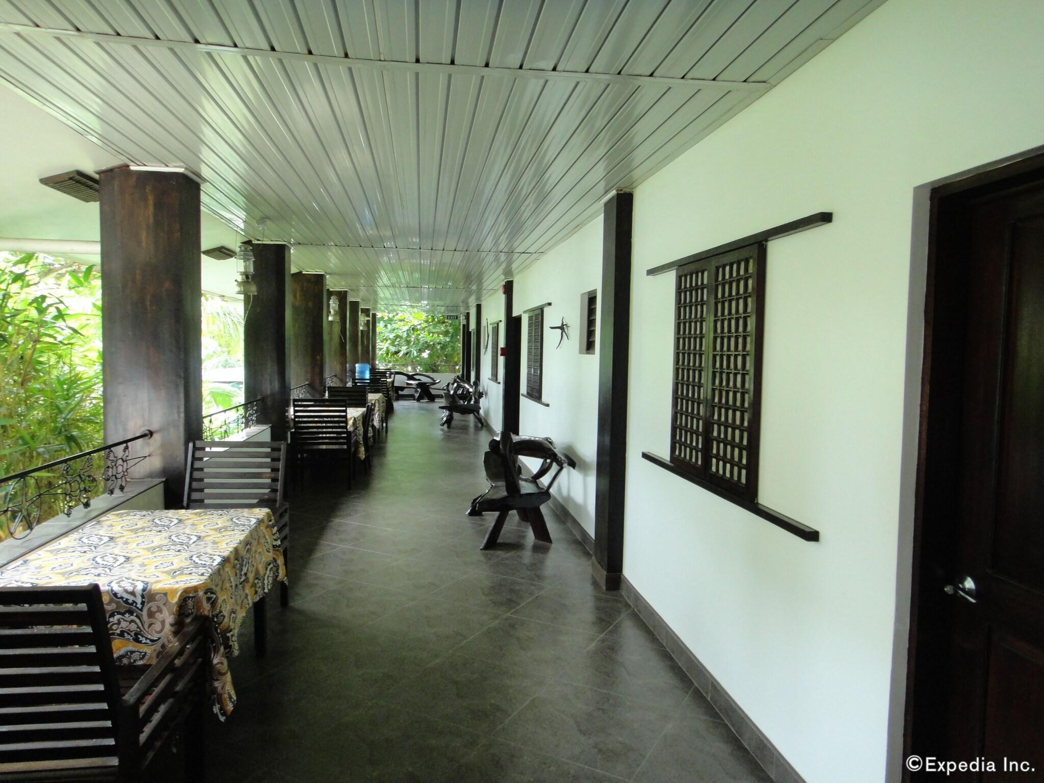 Vista Lobby Balay Tuko Garden Inn