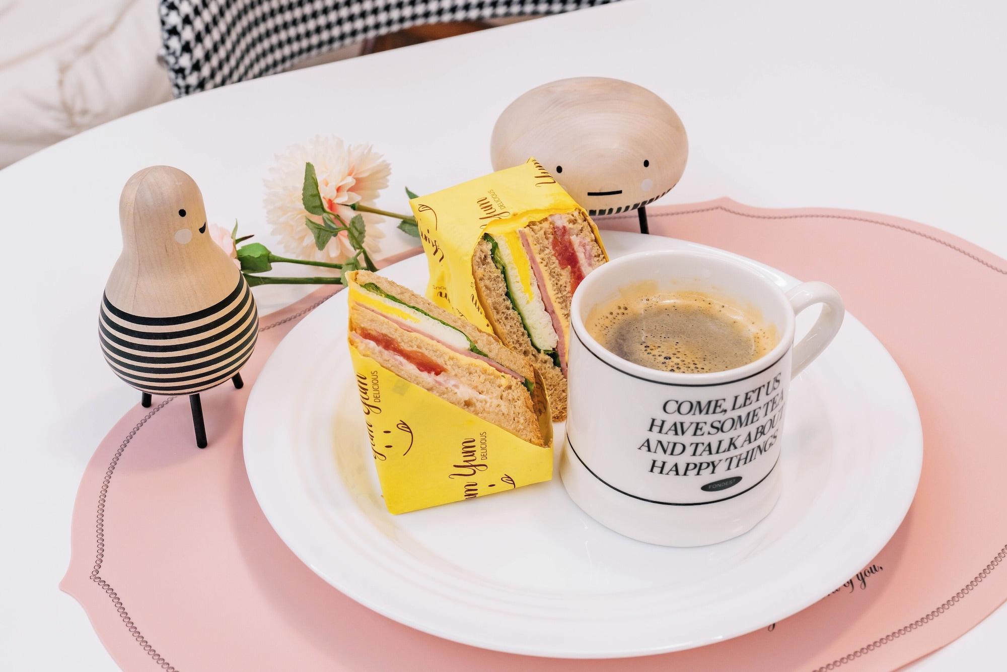 Restaurant CentralViewSuite Residence Myeongdong