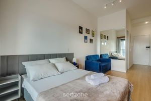 Alquiler Vacacional - Modern Studios in a Building With a Pool in Vila Cordeiro - CTB