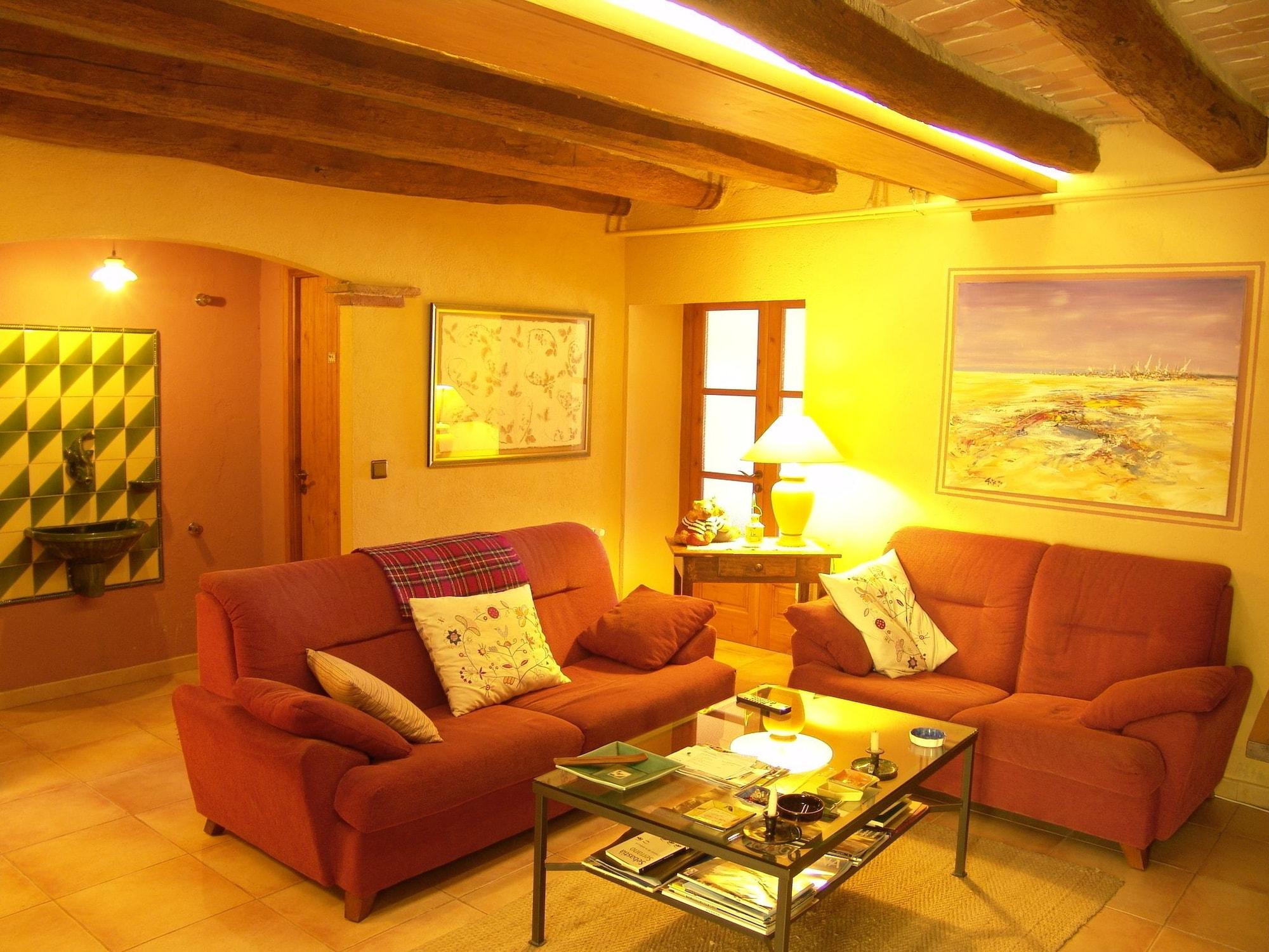 Vista Lobby Can Coll II