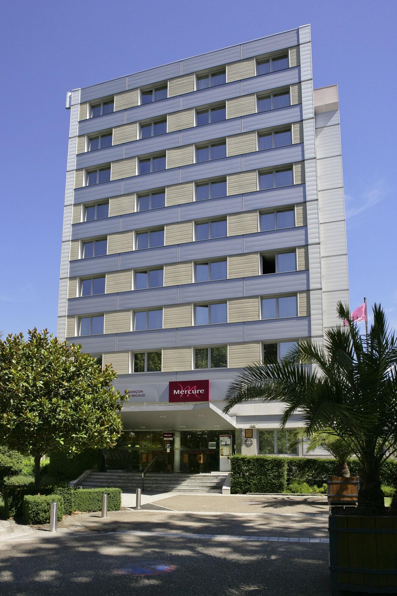Vista Exterior Mercure Besancon Parc Micaud