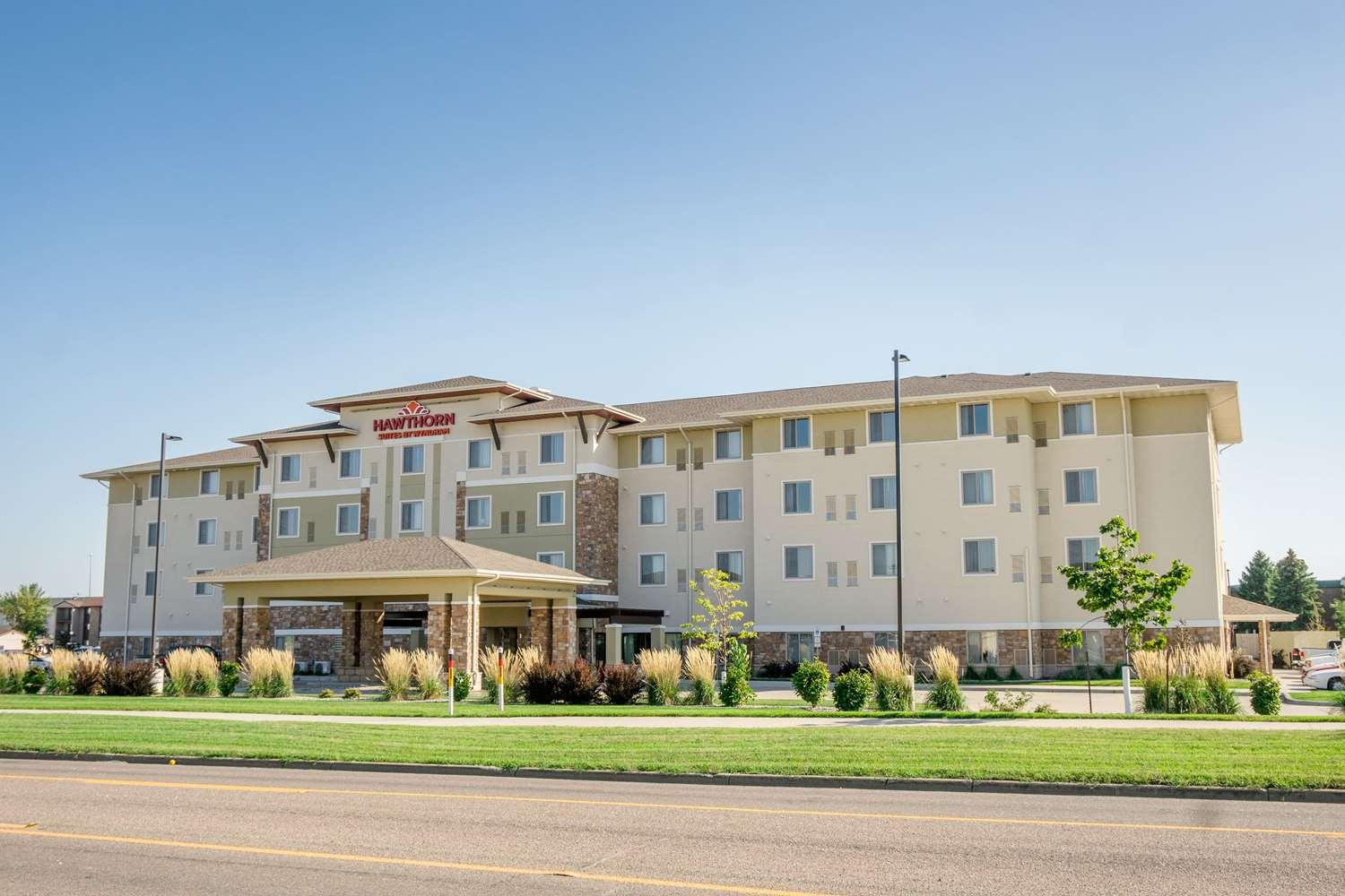 Vista Exterior Candlewood Suites Fargo South- Medical Center by IHG